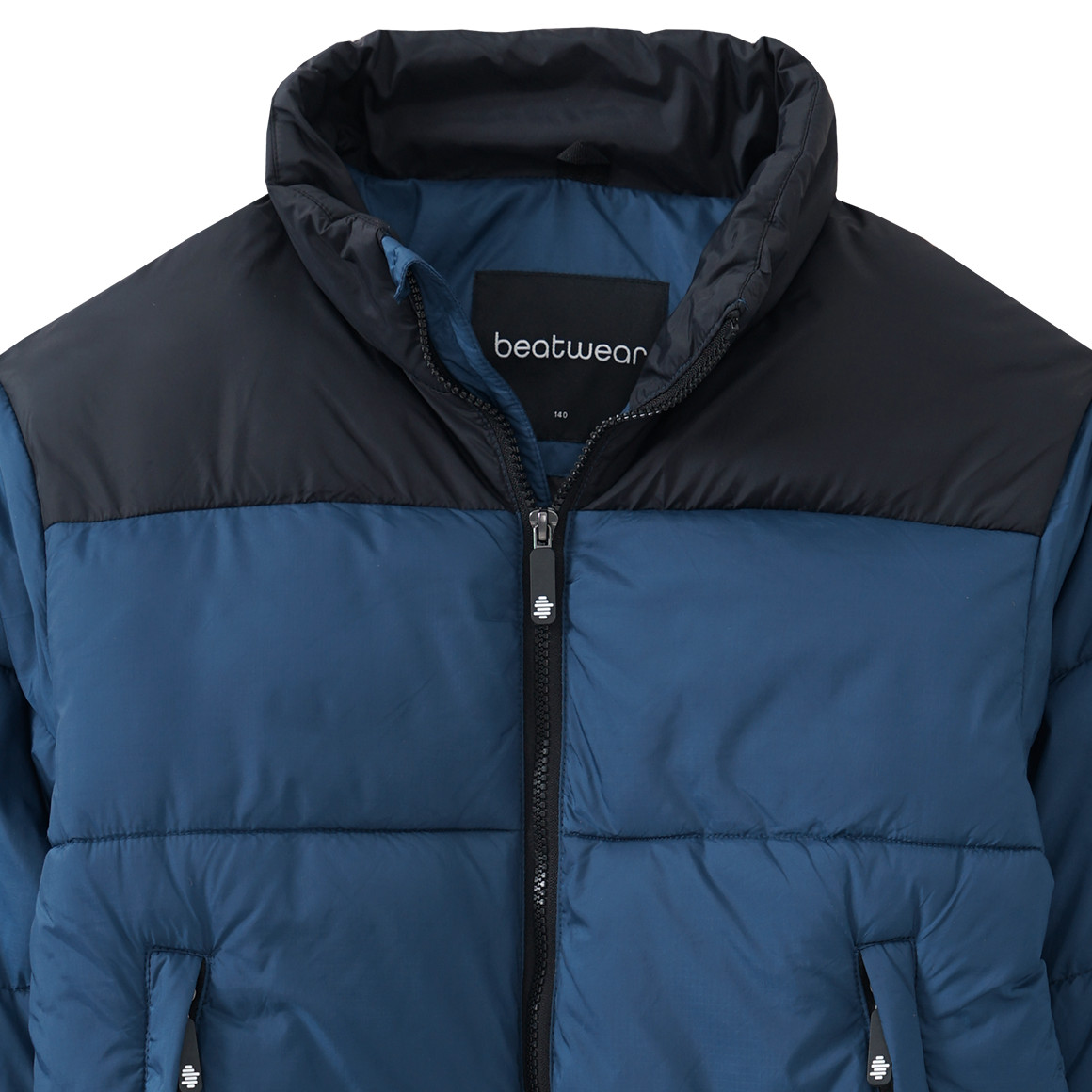 Jungen Winterjacke im zweifarbigen Look