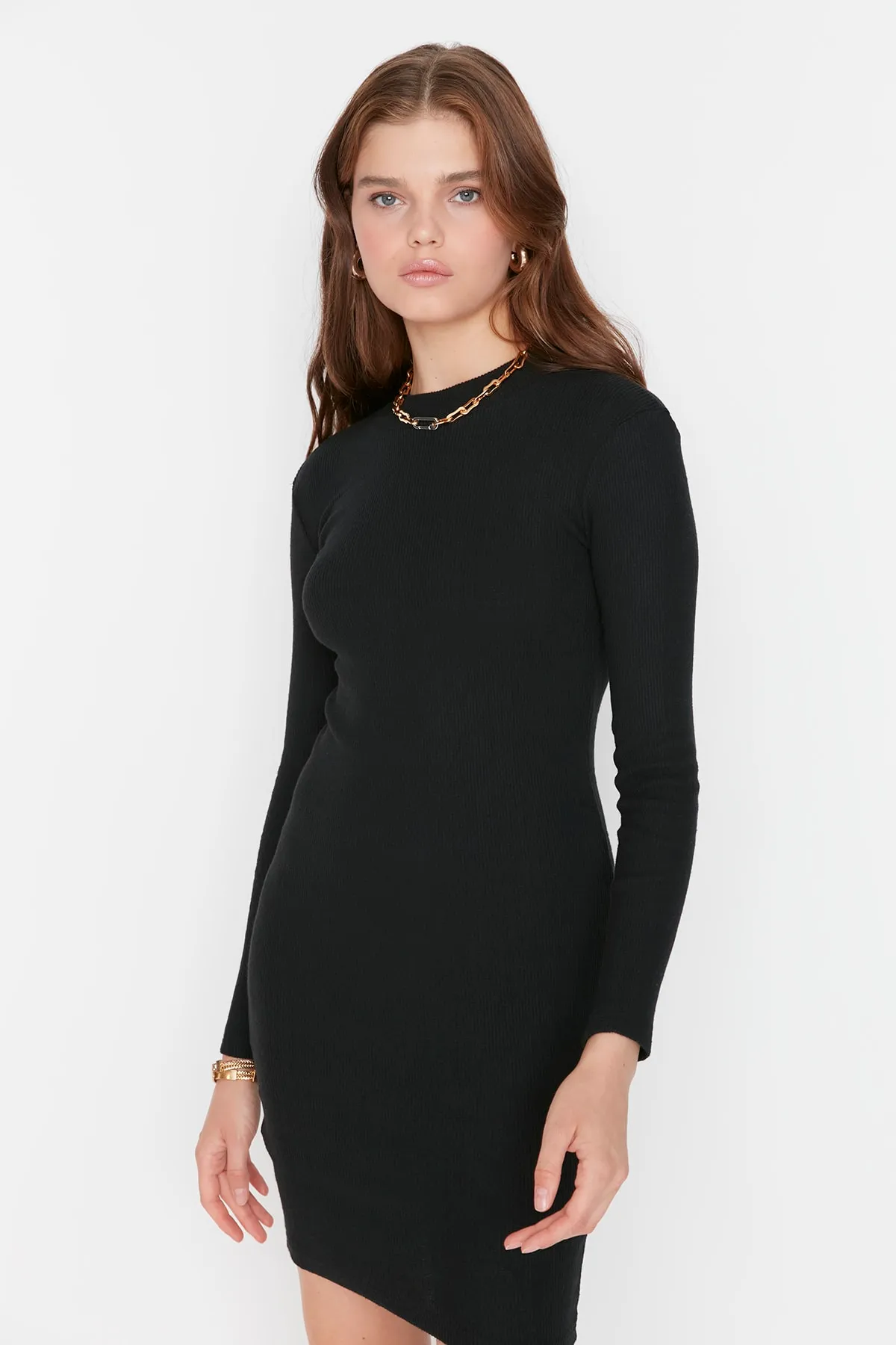 Trendyol Collection  Schwarzes tailliertes Mini-Stehkragen-Bleistiftkleid aus geripptem flexiblem Strick TWOAW21EL2244