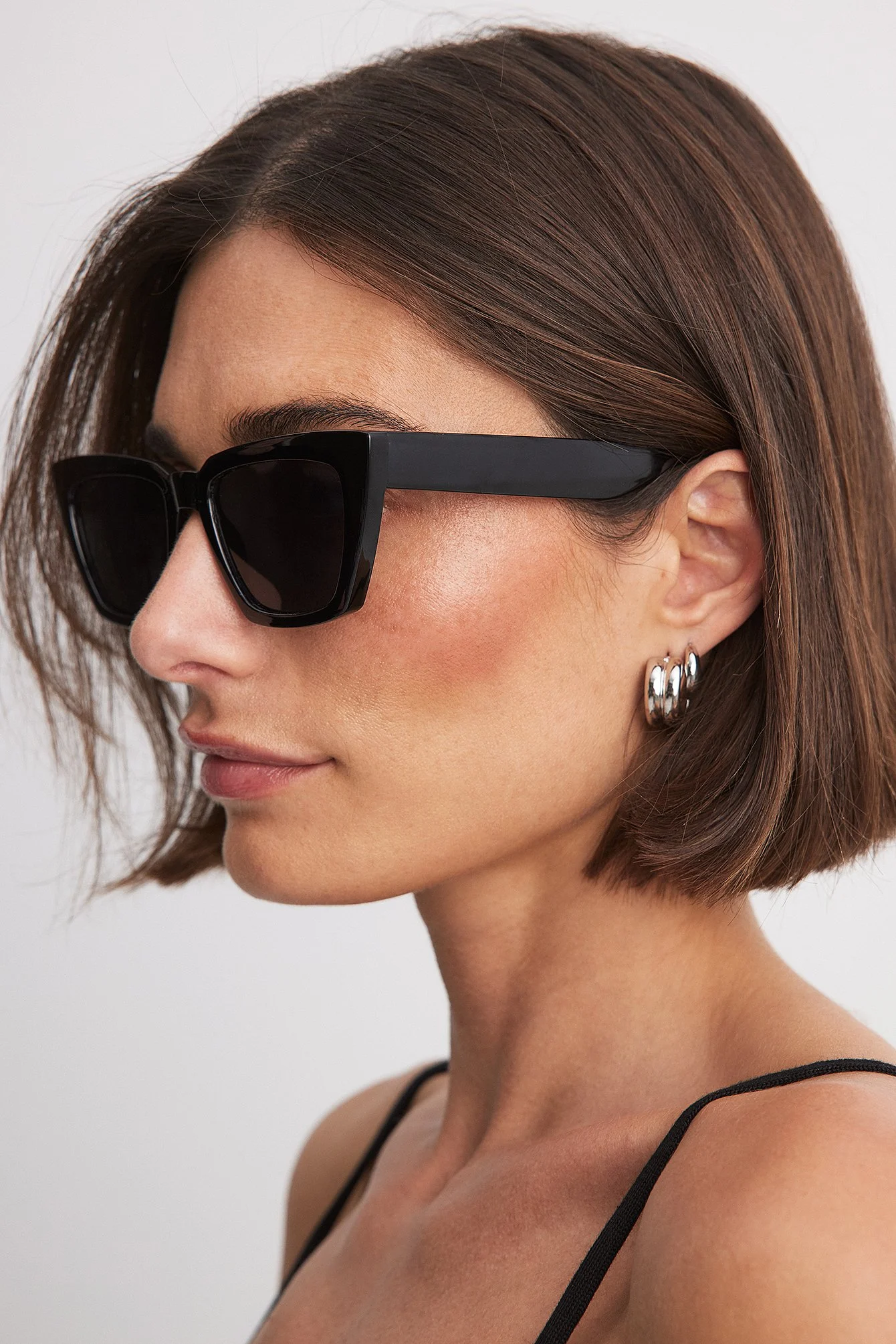 Normale eckige recycelte Sonnenbrille