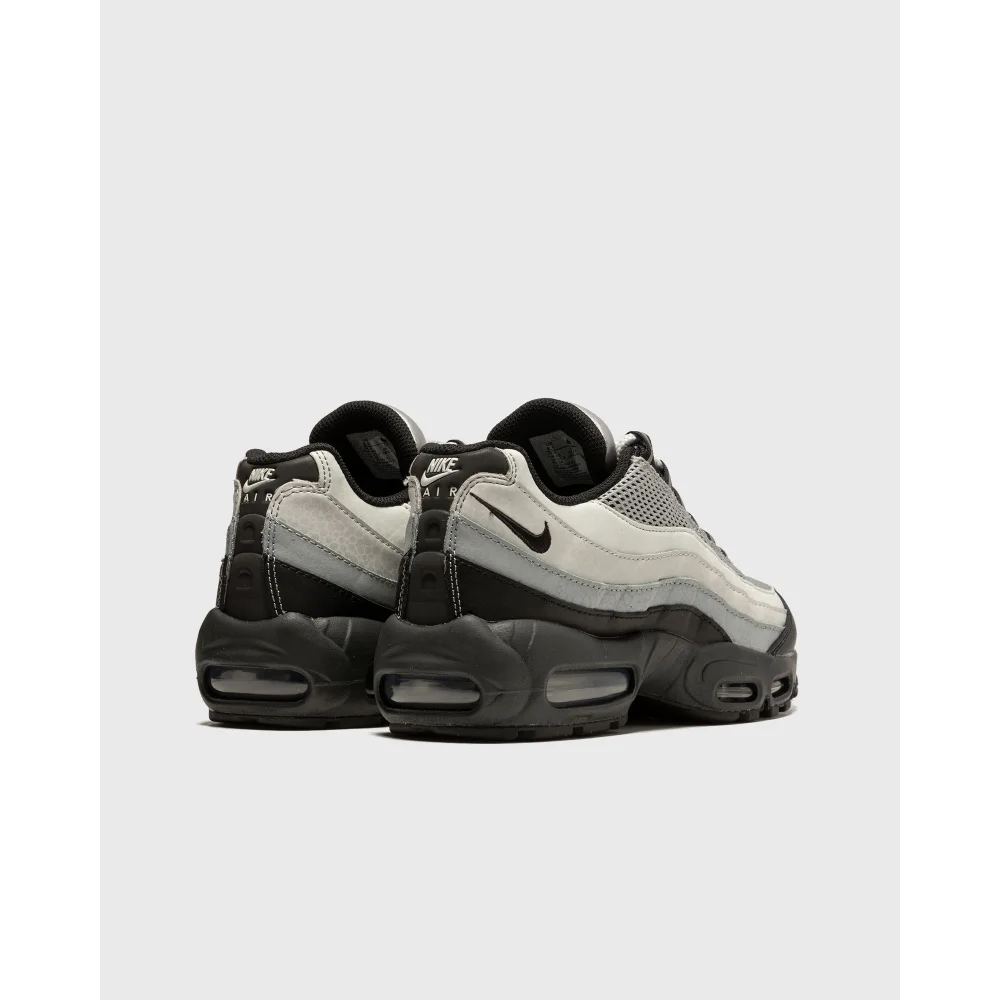 Nike Air Max 95 LX DV5581-001 / grau