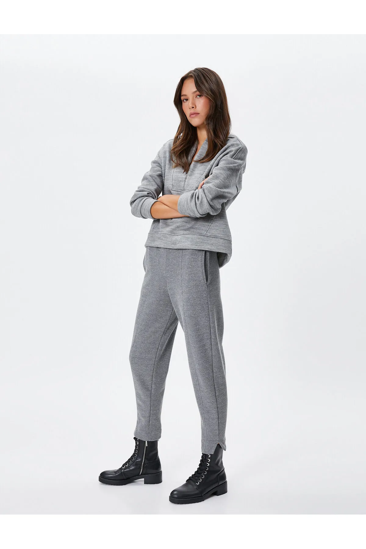 Koton  Jogger-Jogginghose mit elastischem Bund und gerippten Taschen
