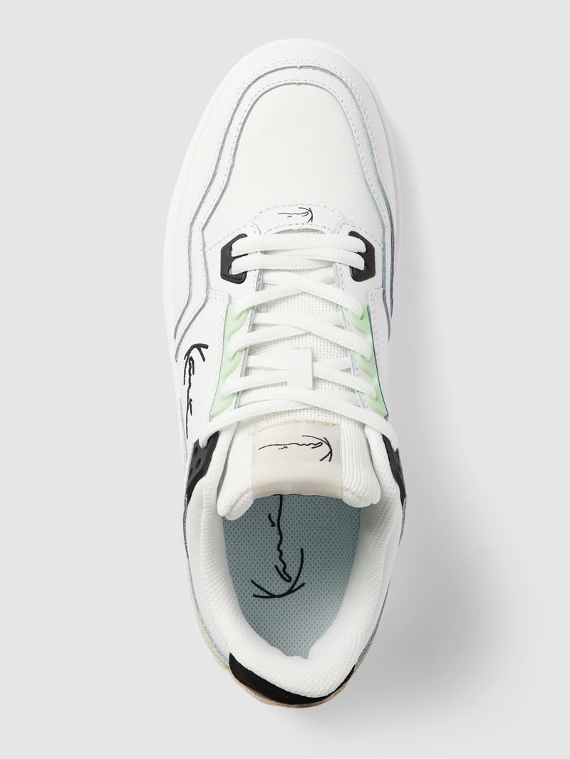 Sneaker aus Leder mit Label-Details in weiss
