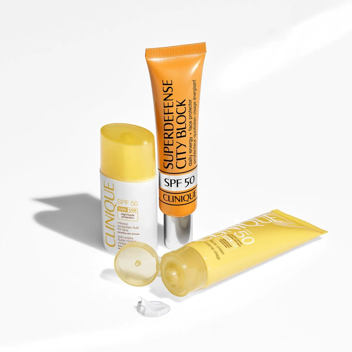 Clinique Superdefense City Block Προστατευτική Κρέμα Προσώπου SPF50