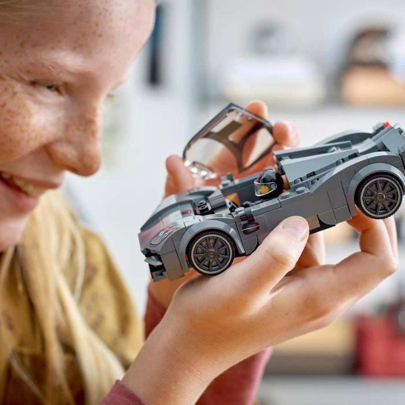 LEGO® Speed Champions 76915 Pagani Utopia, Jouet Voiture de Course, Kit de Maquette de Collection gris