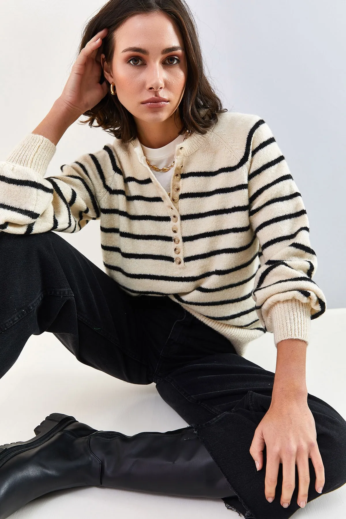 Bianco Lucci  Gestreifter Strickpullover mit Rollkragen und geknöpftem Kragen für Damen