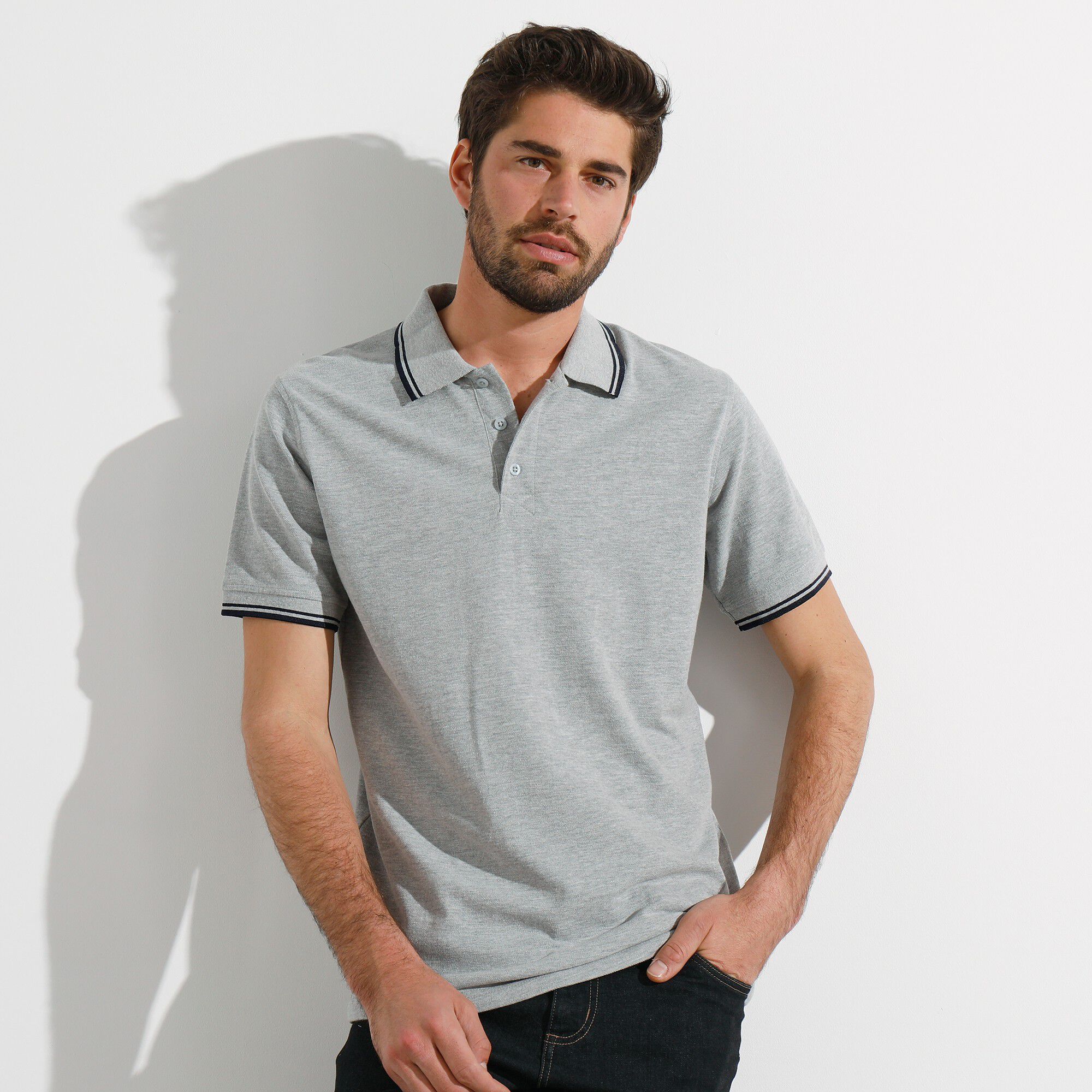 Polo uni maille piquée manches courtes