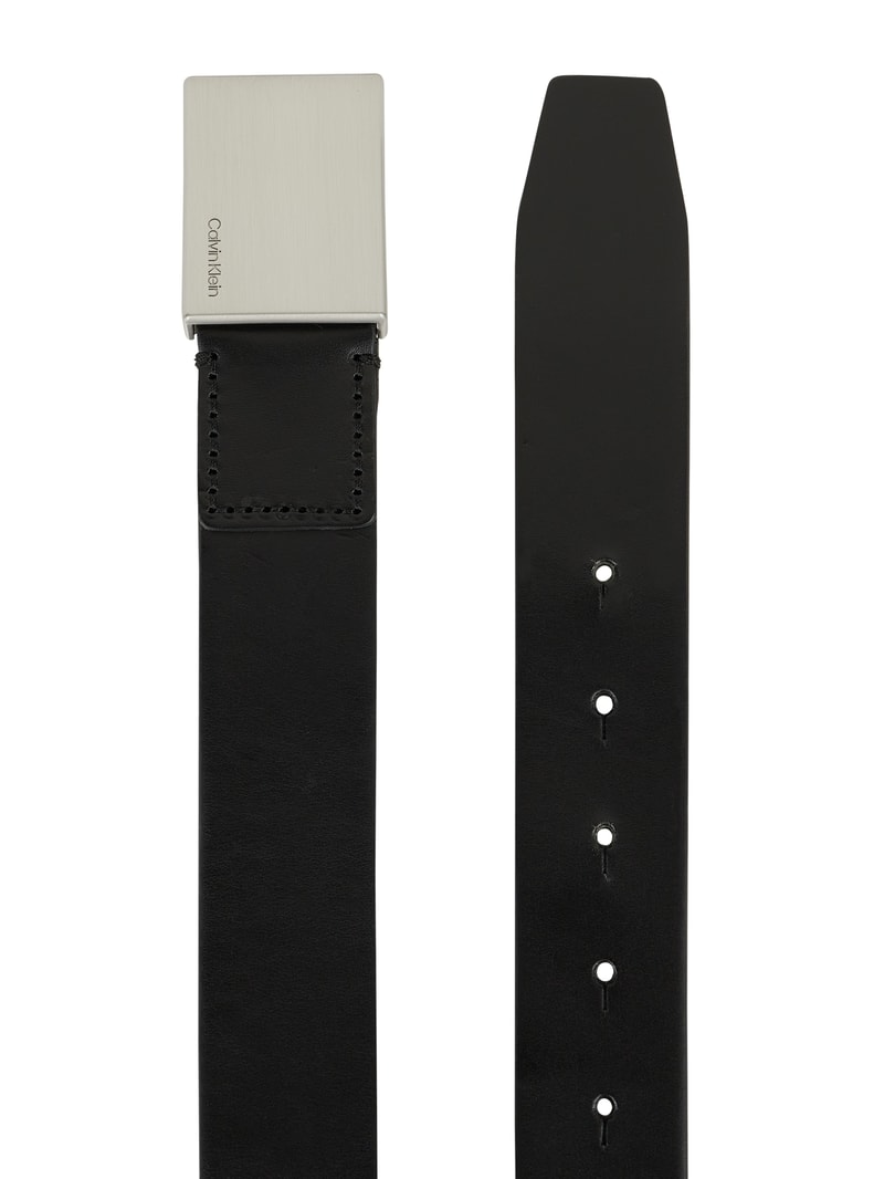 Gürtel aus Leder in schwarz