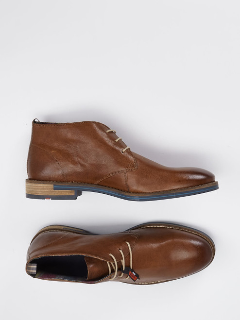 Boots-47012890544 Lloyd