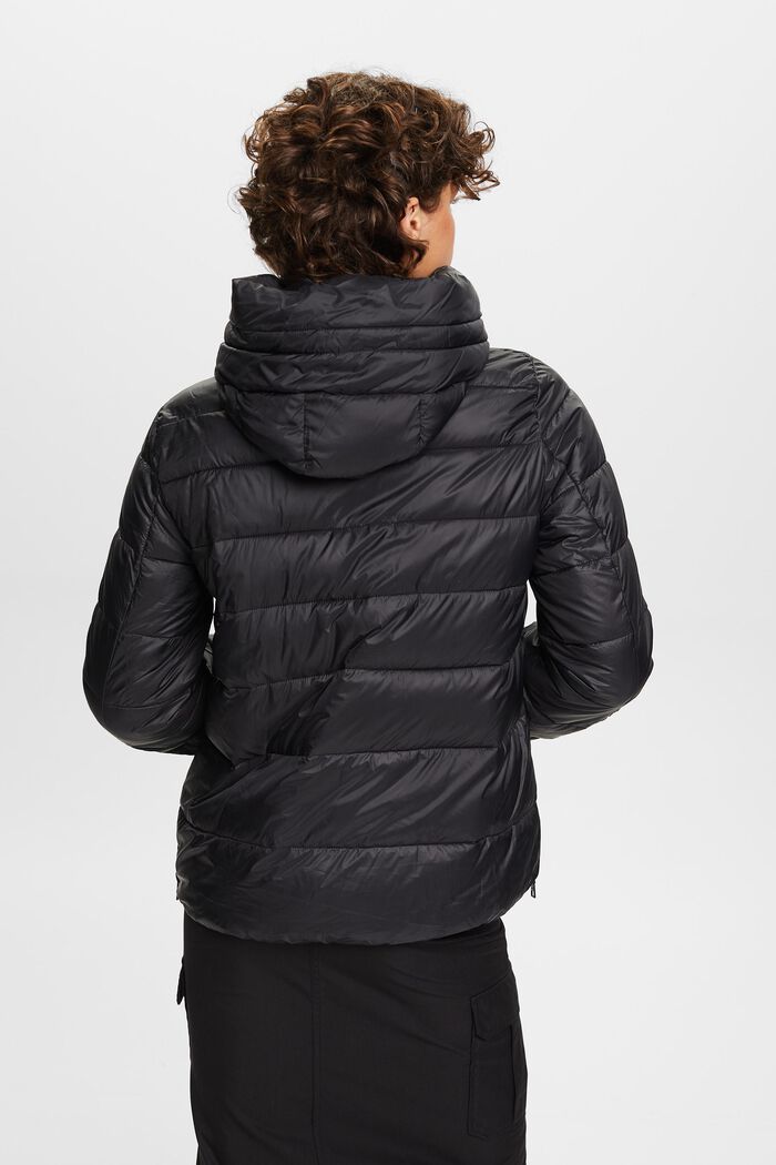 Steppjacke mit Kapuze