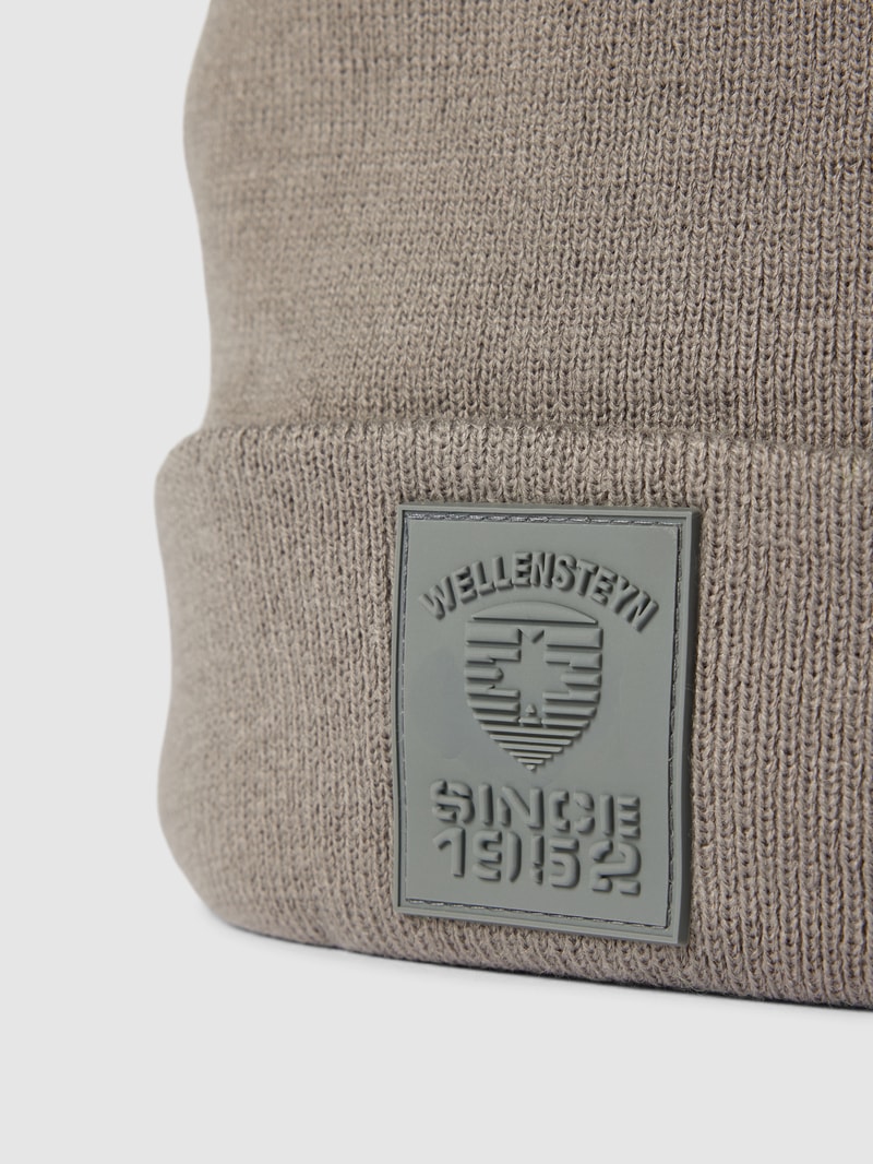 Beanie mit Label-Patch Modell 'BEN' in anthrazit