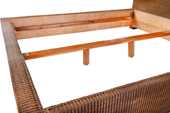 Junado® Massivholzbett Tunis, Korbbett aus Loom, aus Handarbeit und pflegeleicht