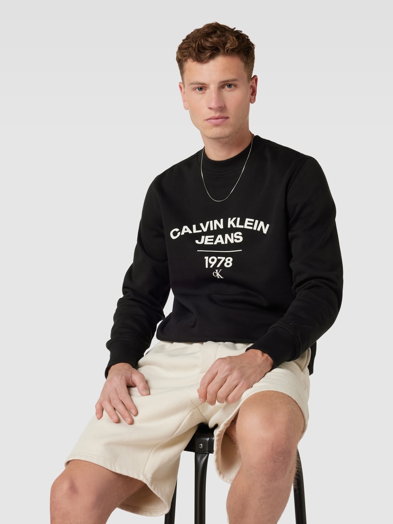Sweatshirt mit Label-Print Modell 'VARSITY' in black