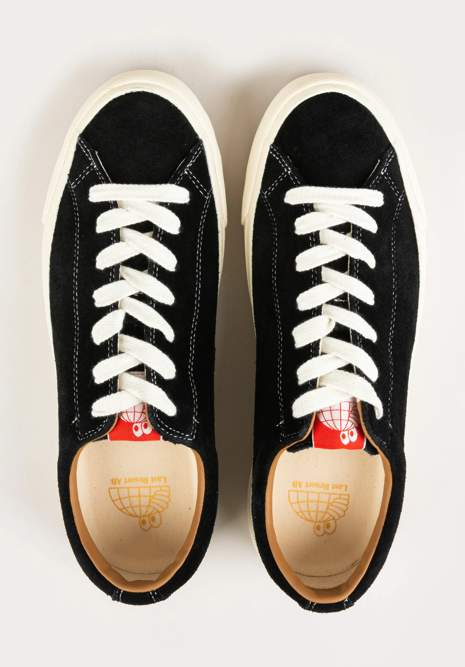 VM003 Suede Low