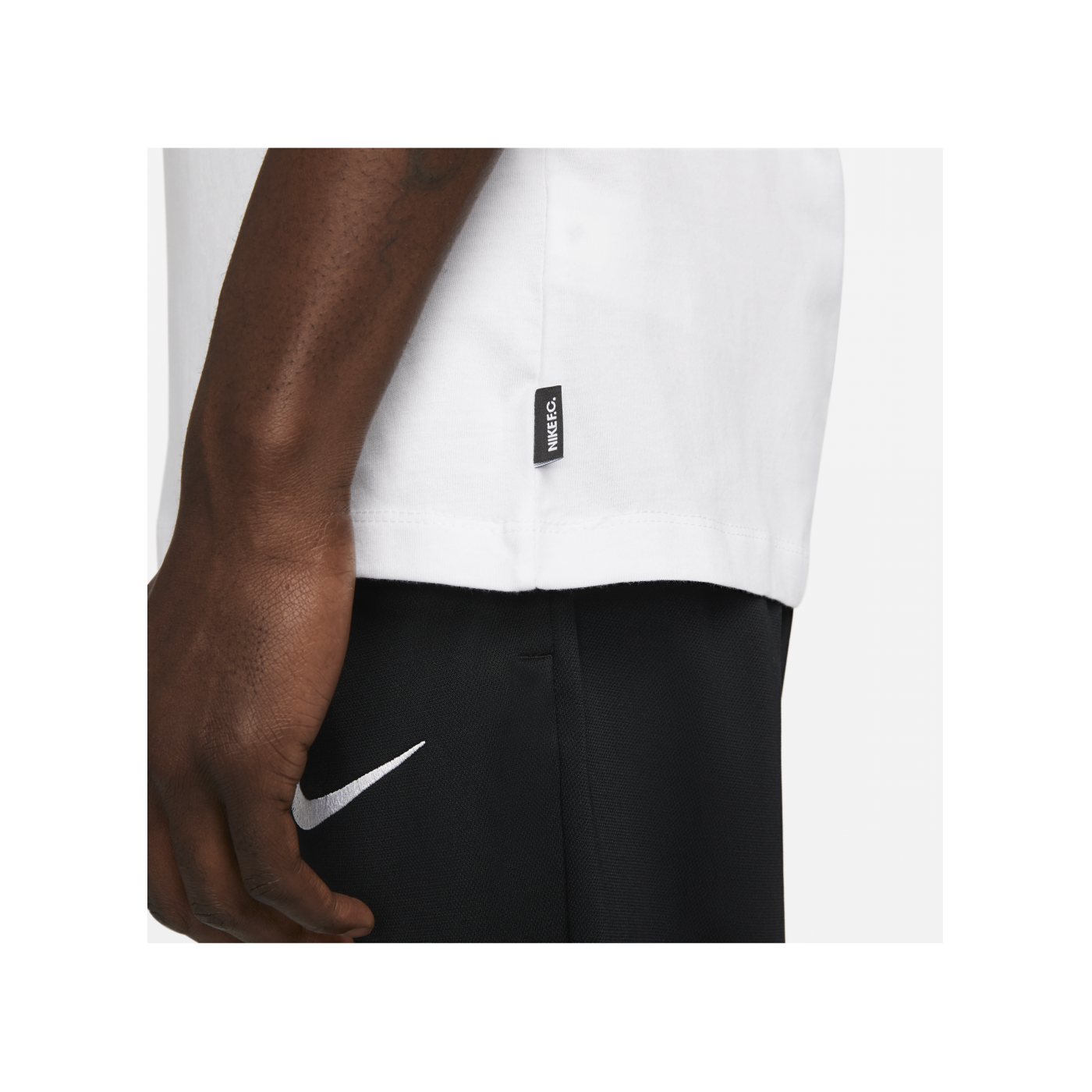 Nike F.C. T-Shirt Weiss F100