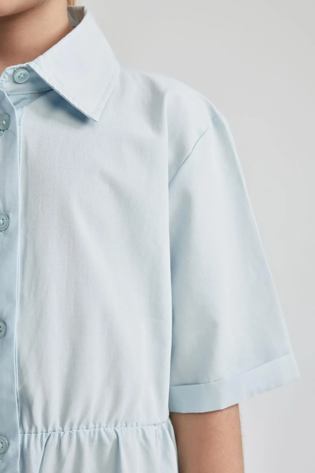 DeFacto  Kurzarm-Midikleid aus Baumwollpopeline mit normaler Passform und Hemdkragen für Mädchen