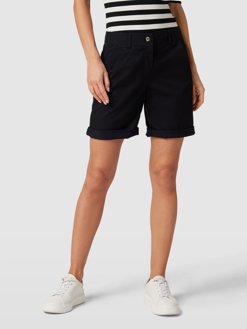 Bermudas mit französischen Eingrifftaschen in schwarz