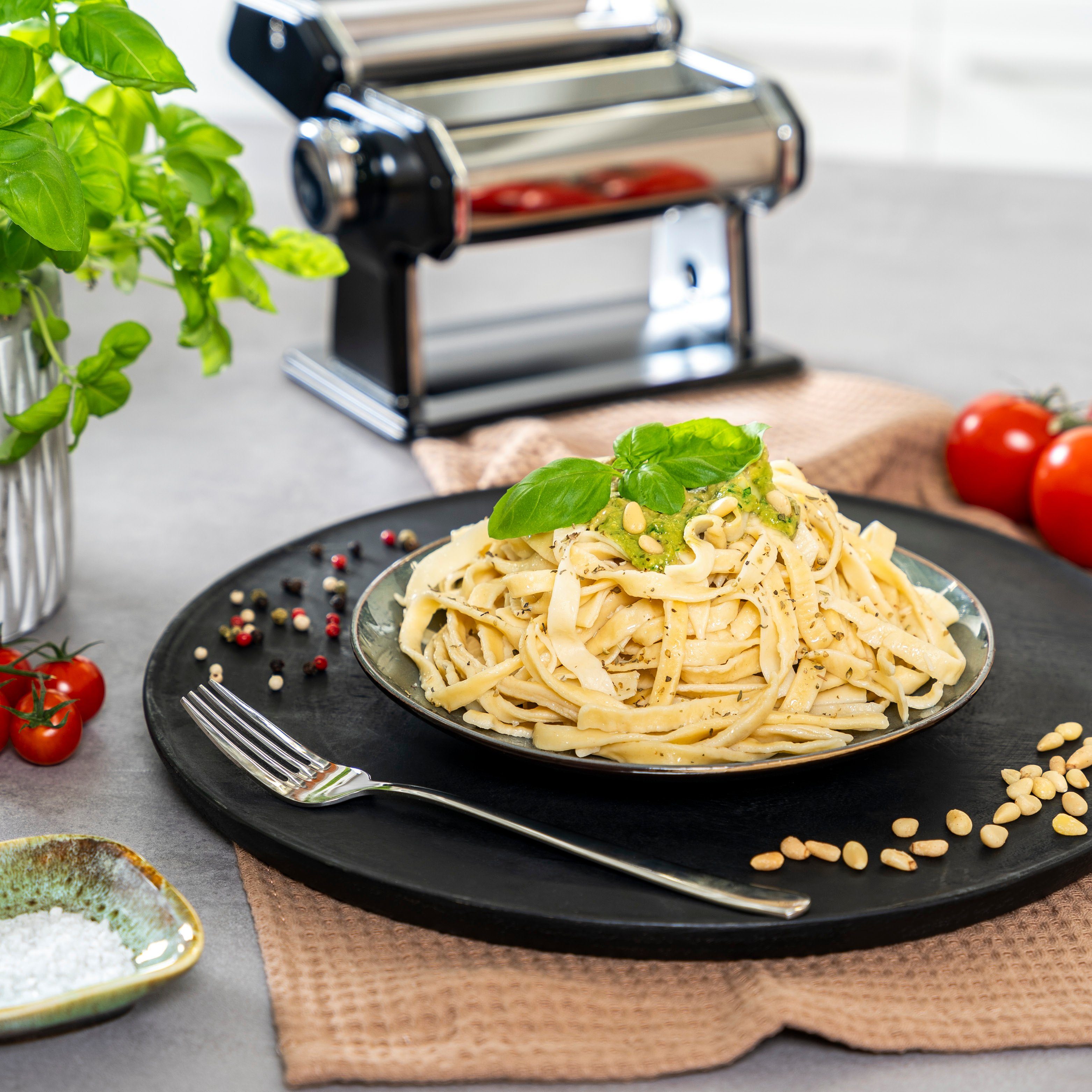 bremermann Nudelmaschine für Spaghetti, Pasta und Lasagne inkl. Nudeltrocker als Set, 7 Stufen, Edelstahl