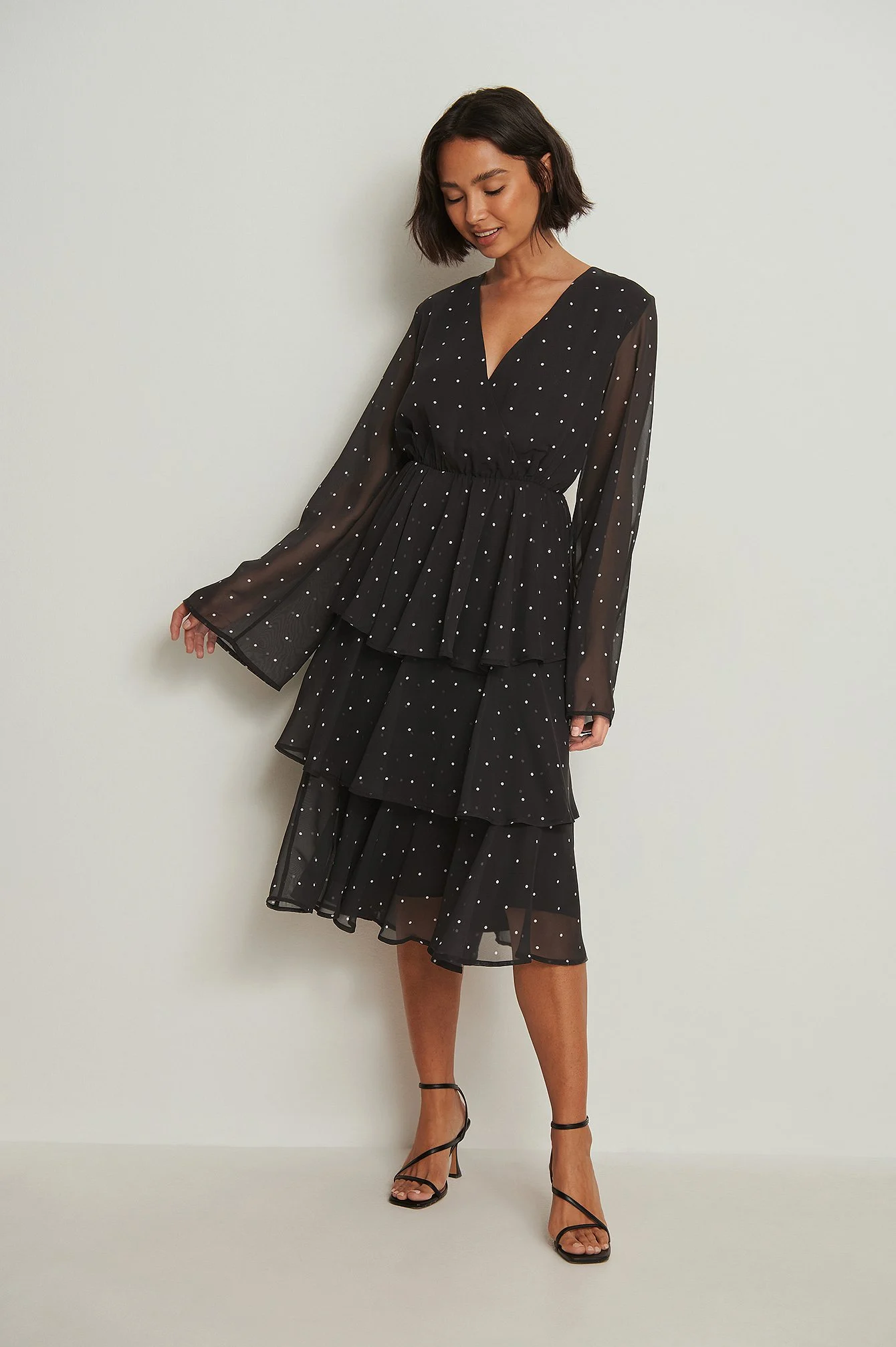 Layer-Midikleid mit Rüschen