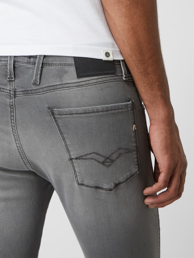 Slim Fit Jeans mit Stretch-Anteil Modell 'Anbass' in mittelgrau