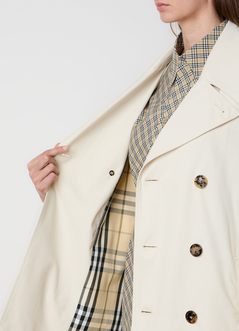 Burberry trenčmētelis ar jostu