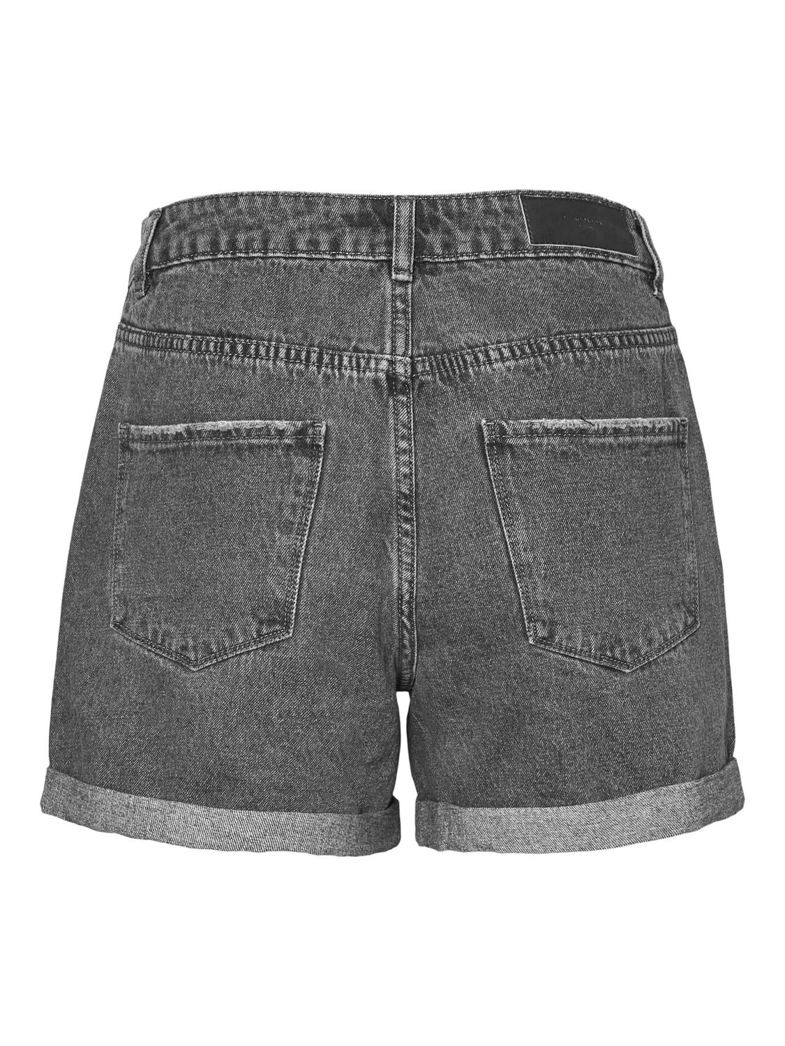 VMNINETEEN Shorts