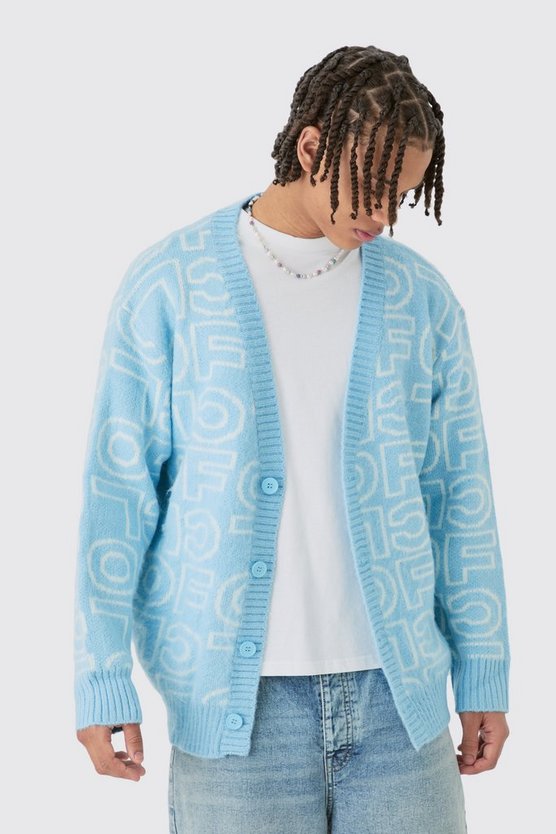 Kastiger flauschiger Strick-Cardigan in Blau mit Logo