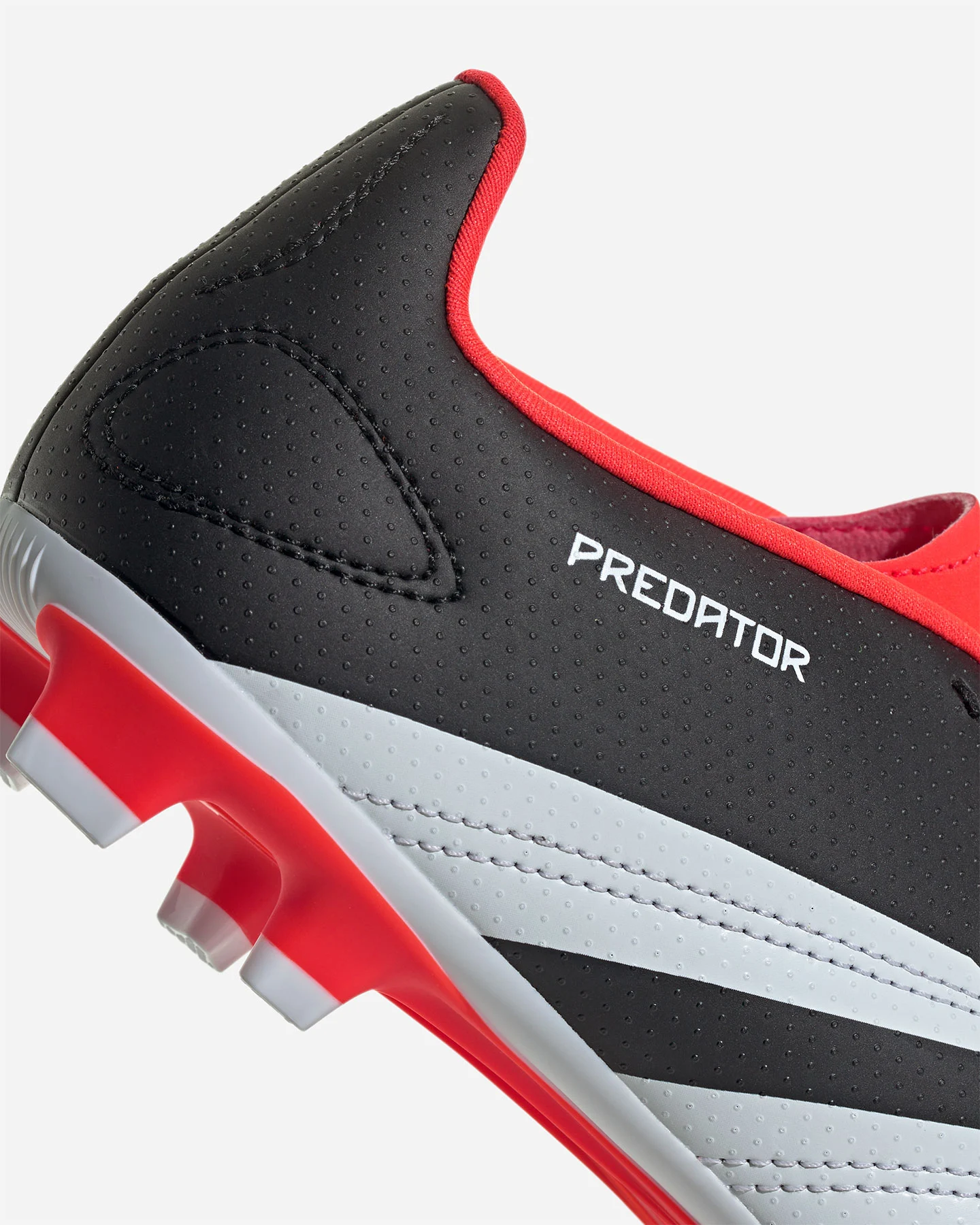 Buty piłkarskie Adidas Predator Club L Fxg Jr Jr IG5429