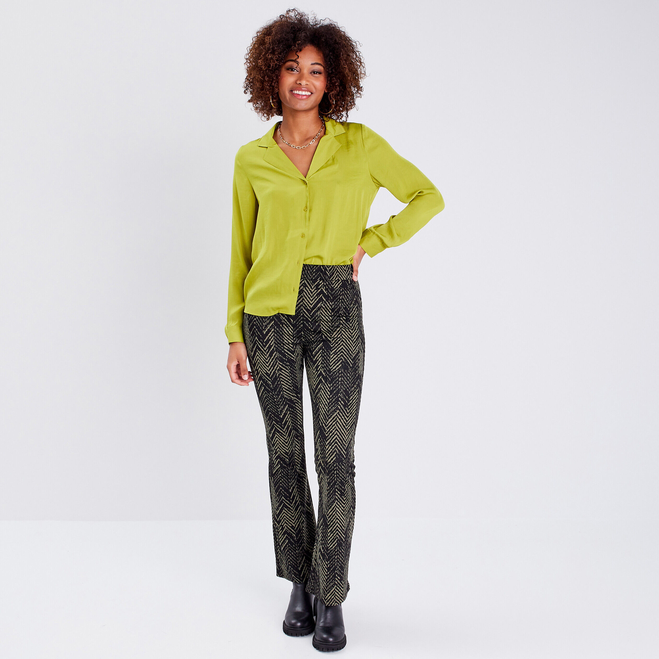 Chemise manches longues satin vert olive femme | Cache Cache