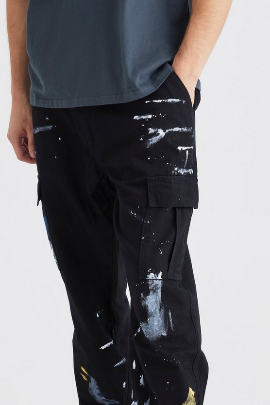 Tall lockere Hose mit Farbspritzern