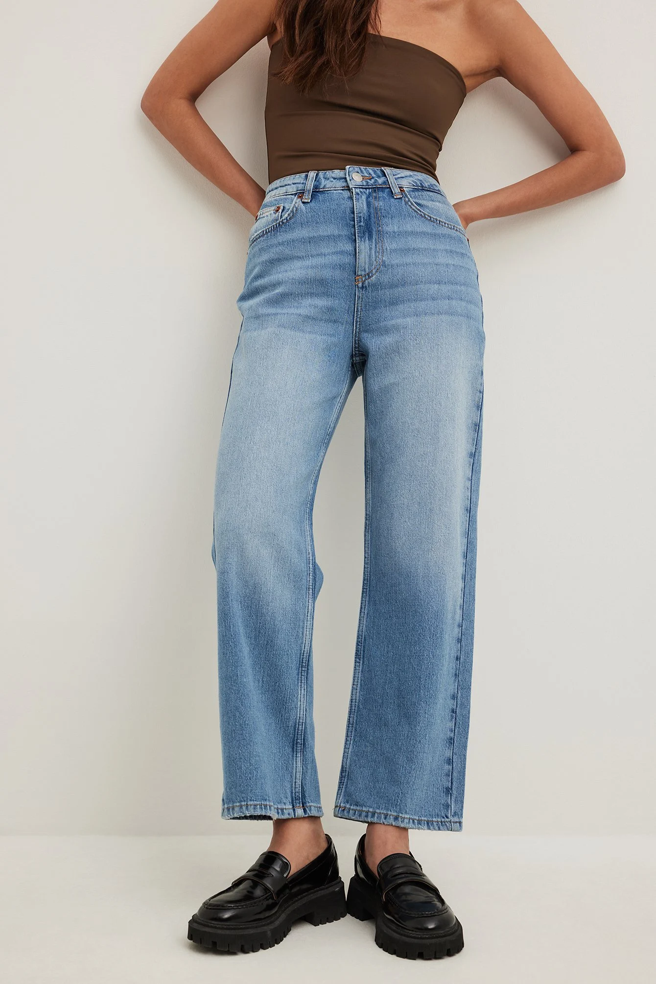 Hochgeschnittene Cropped-Jeans