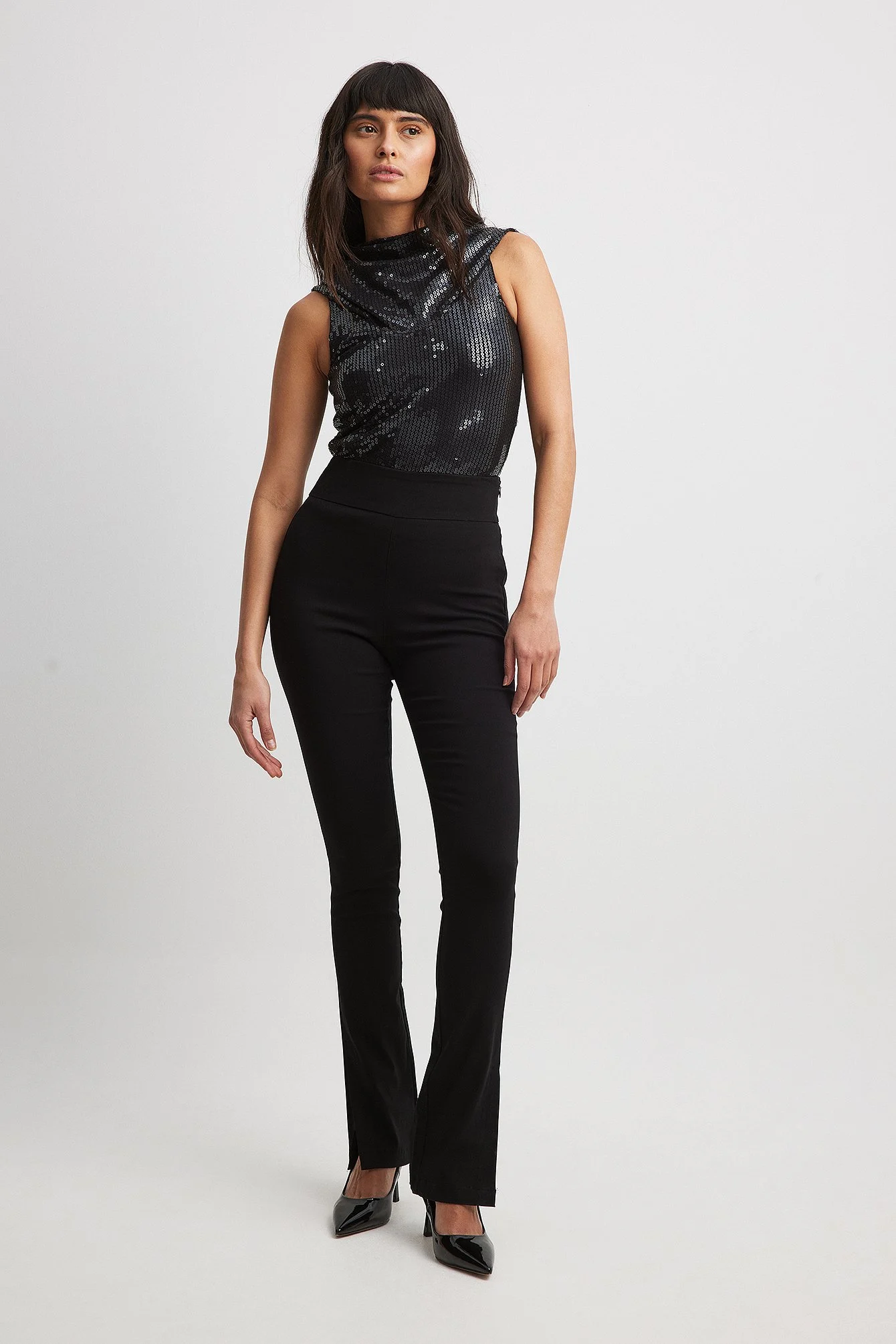 Slim-fit Super-Stretchhose mit Schlitz