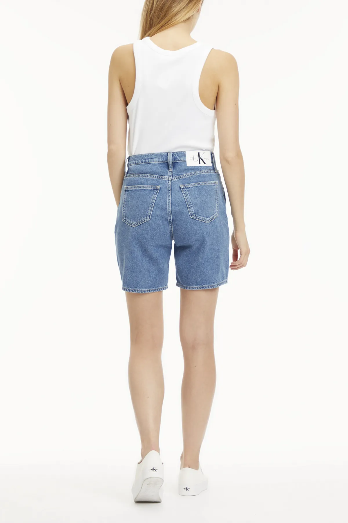 Calvin Klein Jeans  Hohe Taille, normale blaue Damen-Shorts J20j2211811a4