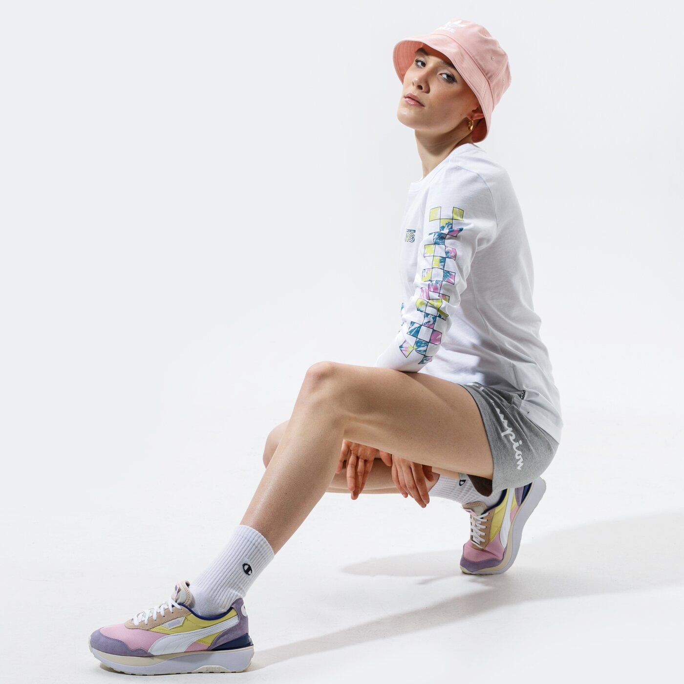 CHAMPION SHORTS SHORTS Grau
