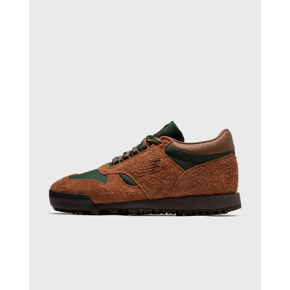 New Balance Rainier Low UALGSBG / braun