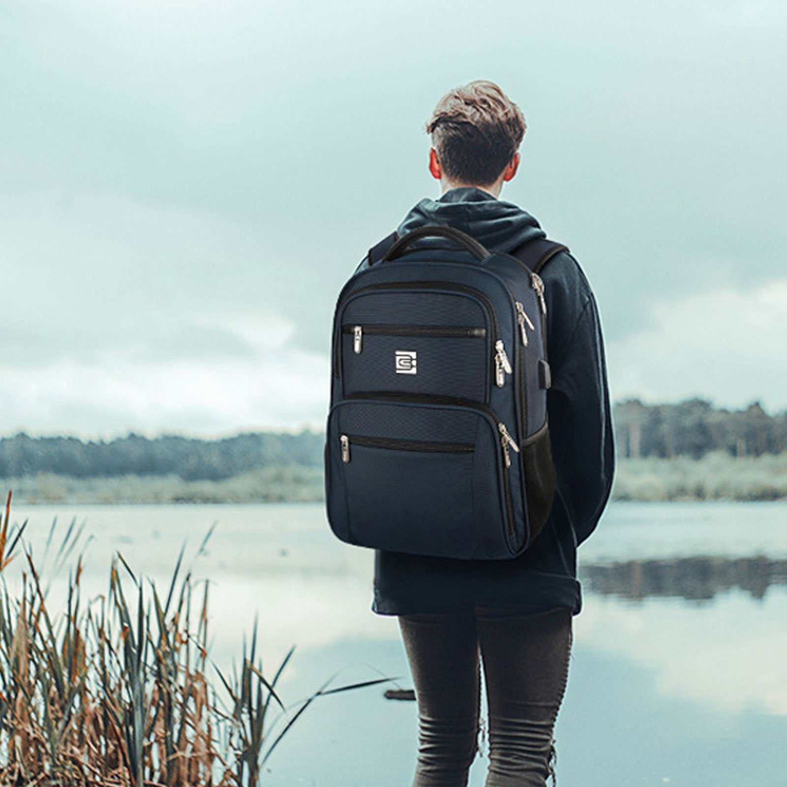 WISHDOR Laptoprucksack Laptop Rucksack Rucksäcke Schulrucksack Wasserbeständig Laptoptasche (Notebook Laptop Tasche Schule Uni Rucksack, mit USB-Lade-Anschluss, Anti-Diebstahl, Backpack mit Laptopfach), für Herren Damen Jungen Teenager Freizeit Arbei