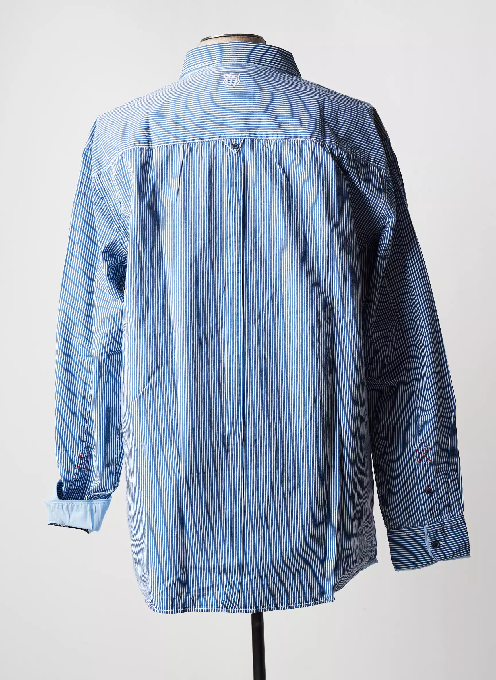 D555 Manches Longues Homme couleur bleu