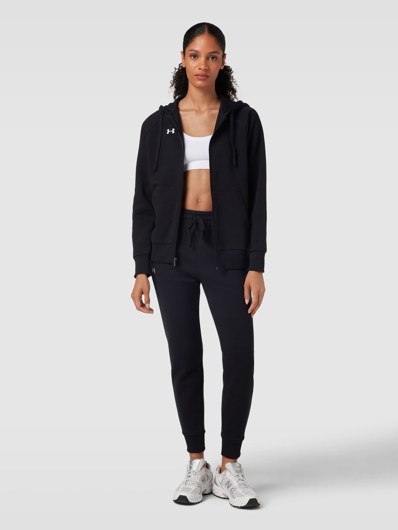Sweatjacke mit Kapuze in schwarz