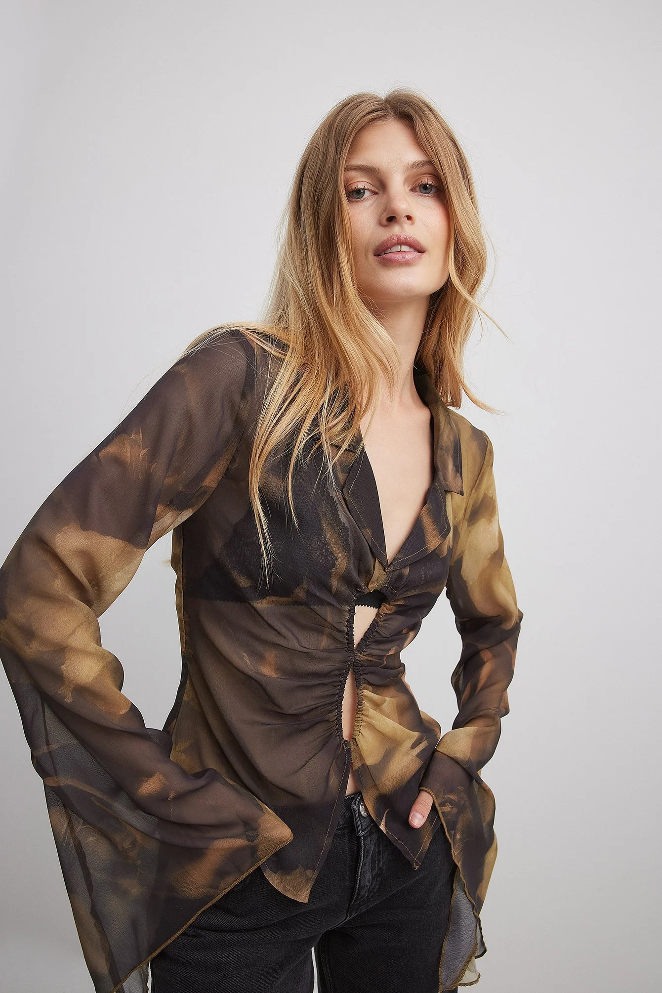 Fitted Long Sleeve Chiffon Blouse