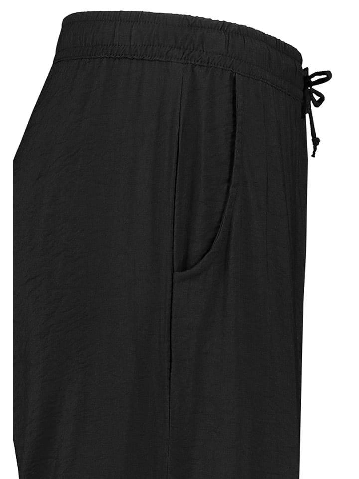 Sublevel Hose in Schwarz günstig kaufen