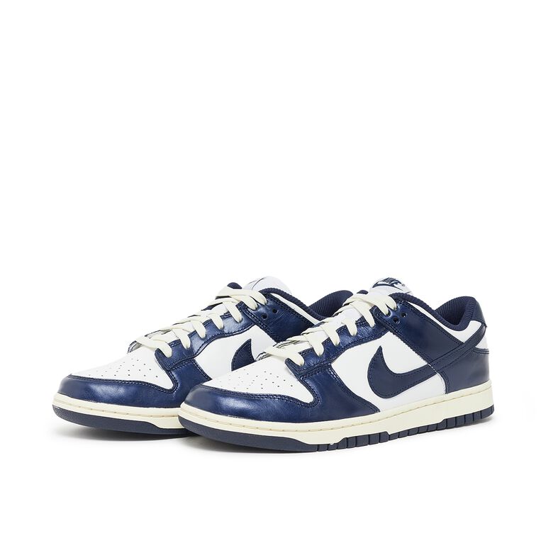 NIKE Wmns Dunk Low PRM 