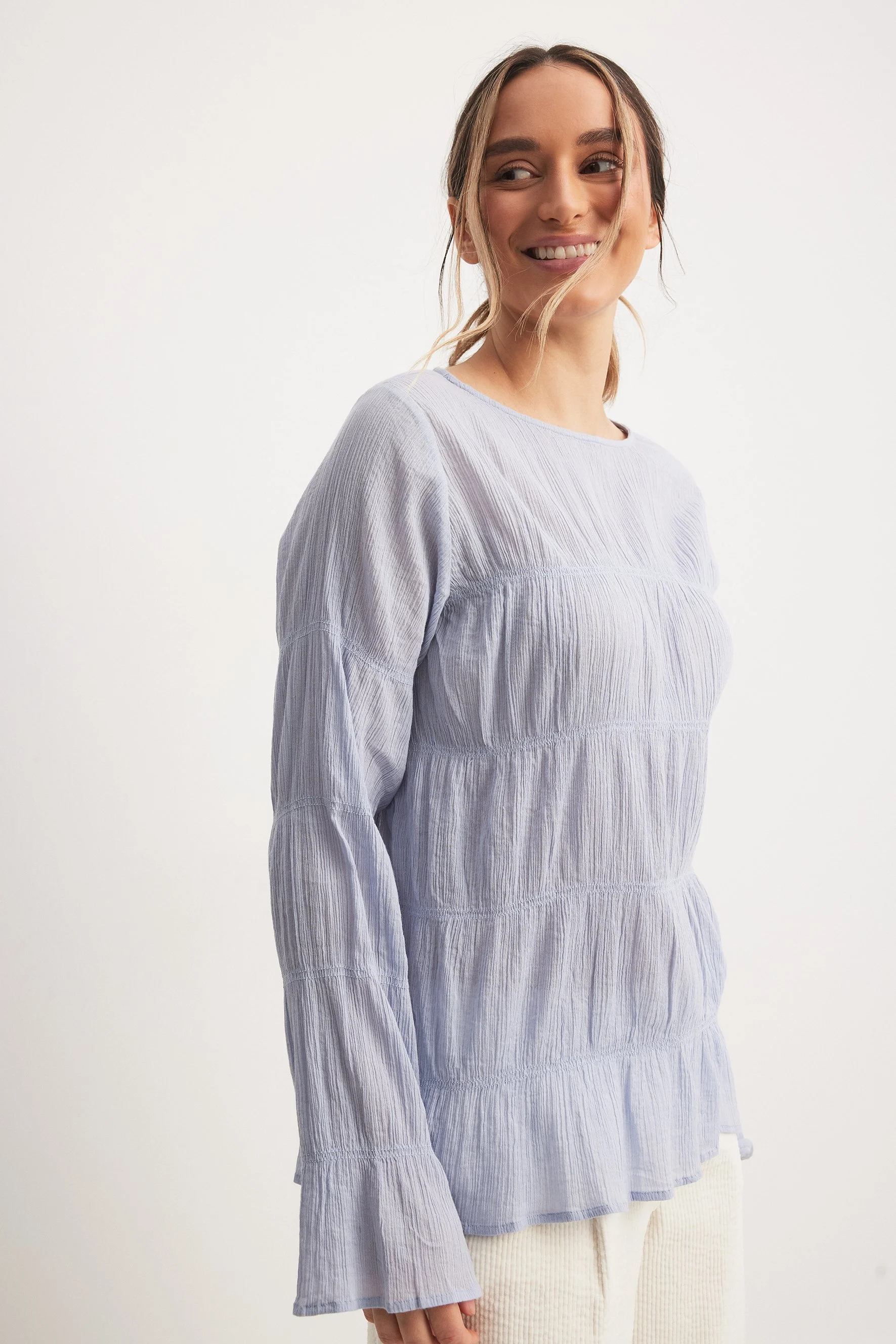 Langärmlige Bluse mit gesmoktem Detail