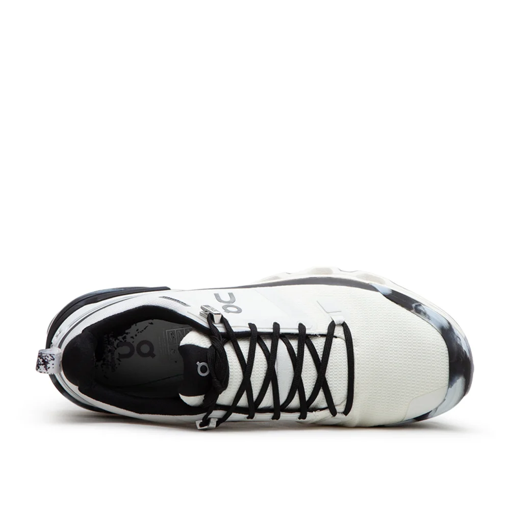 ON Cloudwander Waterproof 93.98184 / weiss