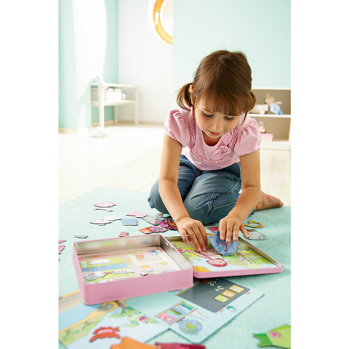 HABA 7392 Magnetspiel Anziehpuppe Lilli