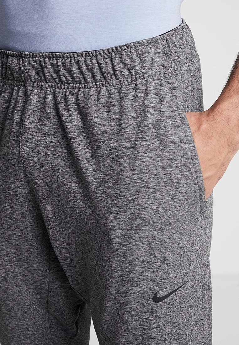 Pantalones deportivos Nike Performance