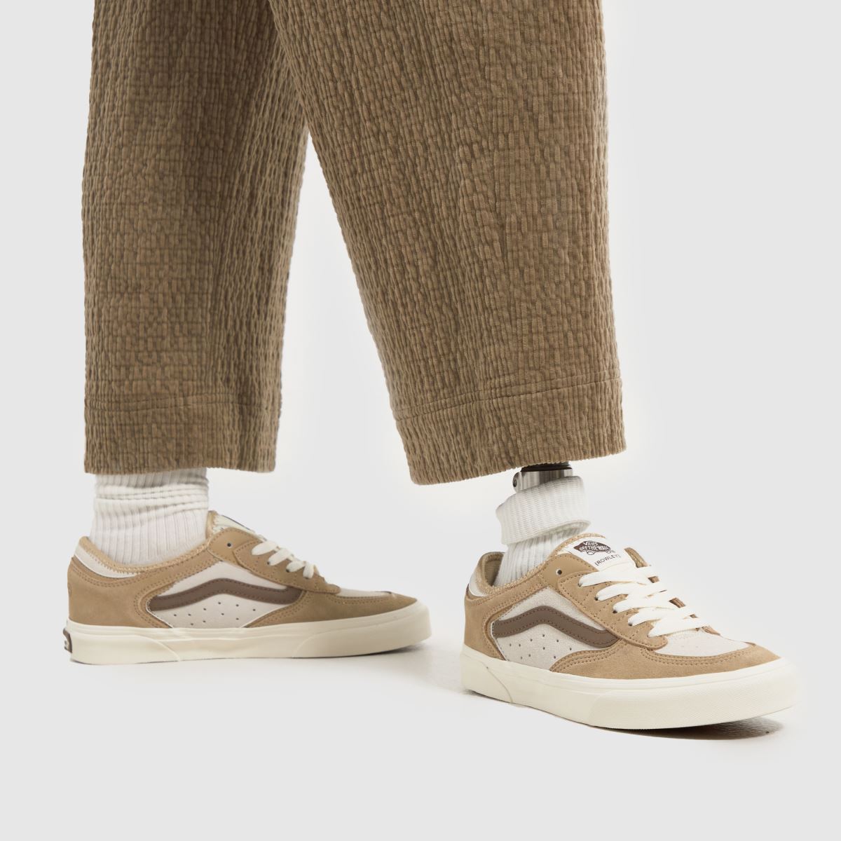 Vans – Rowley – Klassiska bruna sneakers i flera färger