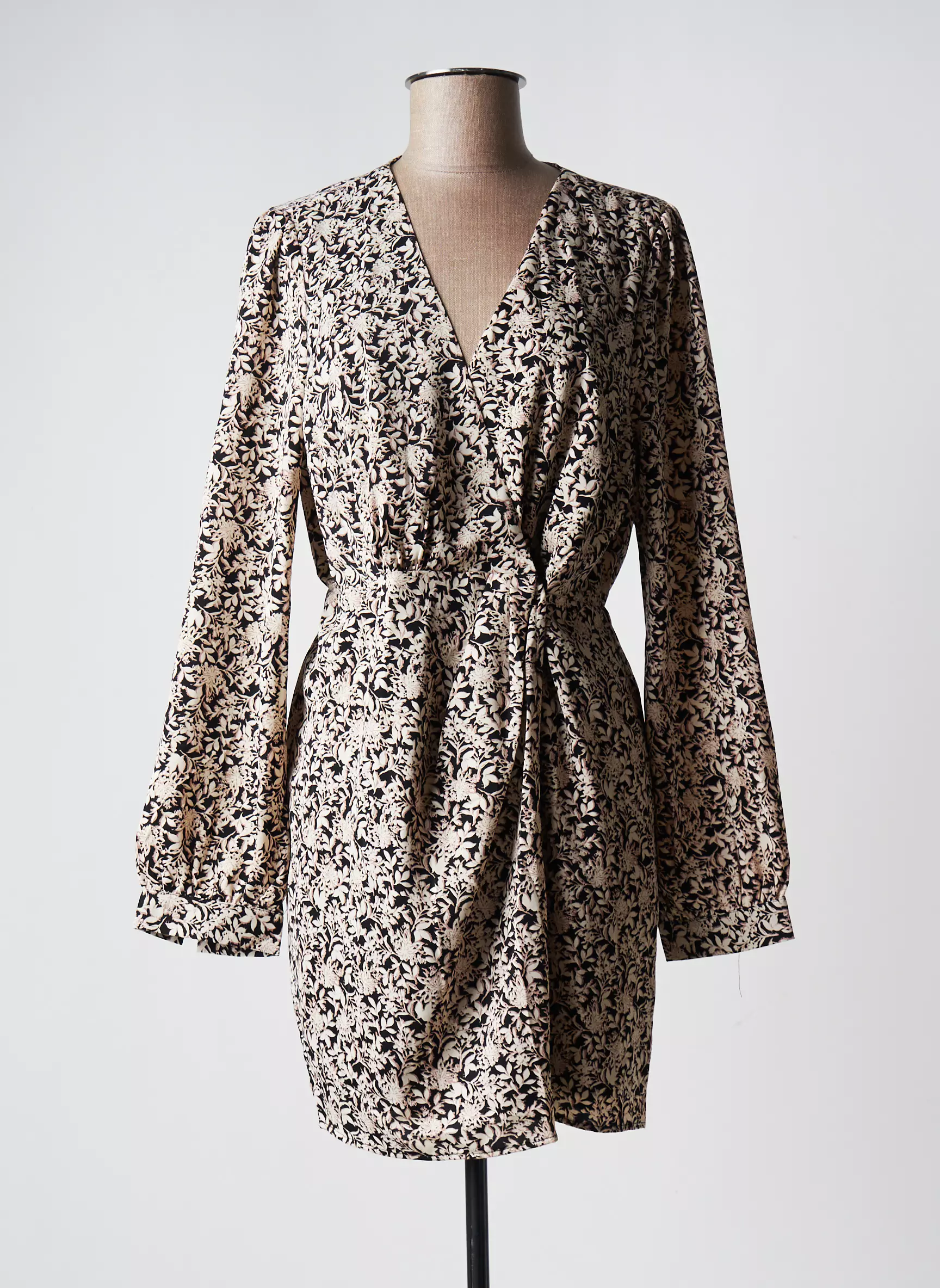 Emma Ella Robes Courtes Femme couleur noir
