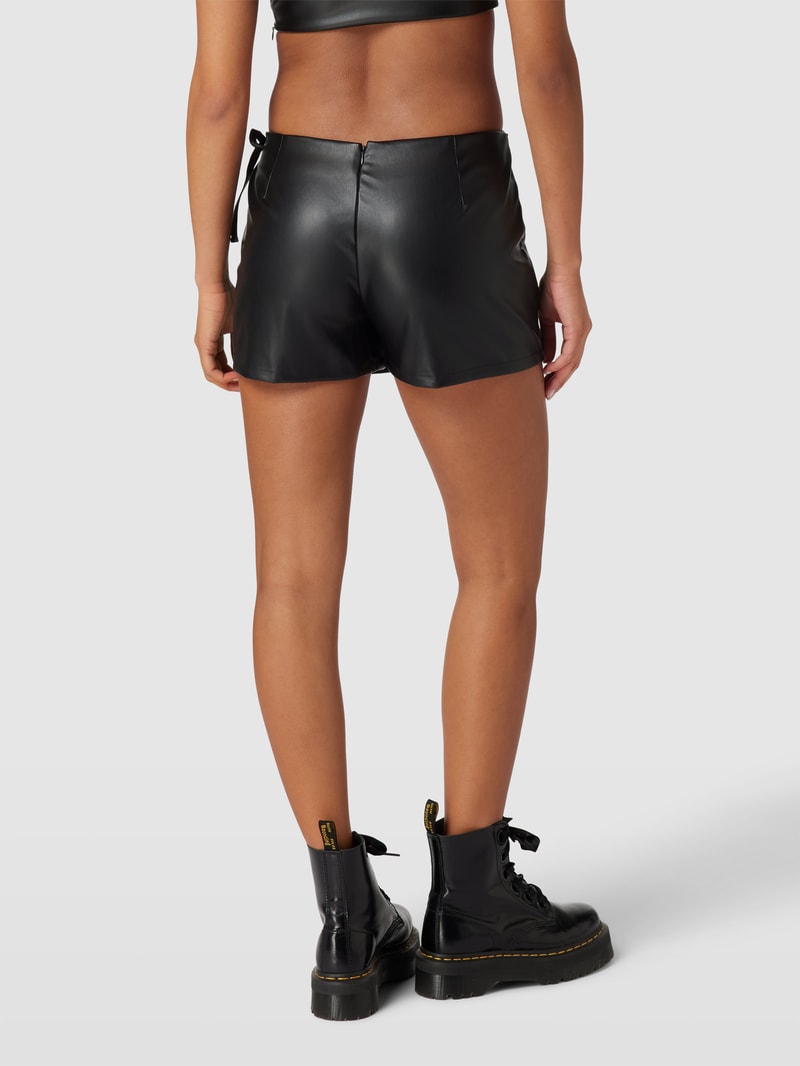 Skort in Leder-Optik Modell 'NOELLA' in schwarz