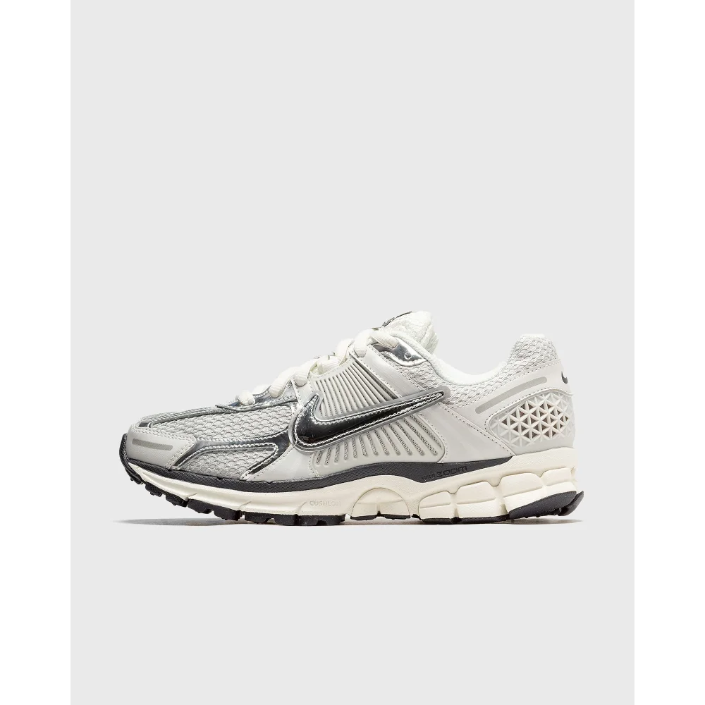 Nike Zoom WMNS Vomero 5 FD0884-025 / grau