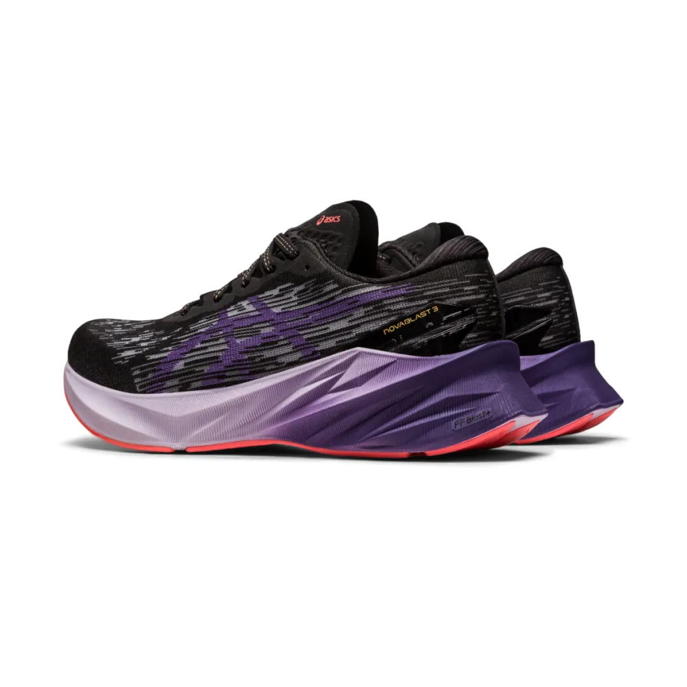 Asics Novablast 3 1012B288-003 / schwarz