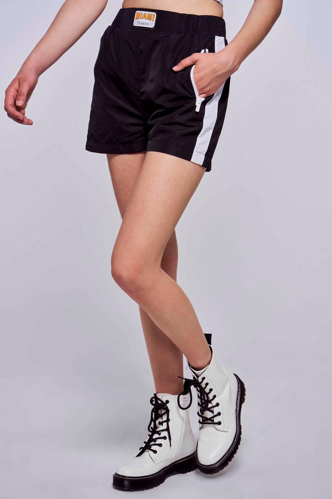 Tally Weijl Shorts 1 Femme couleur noir